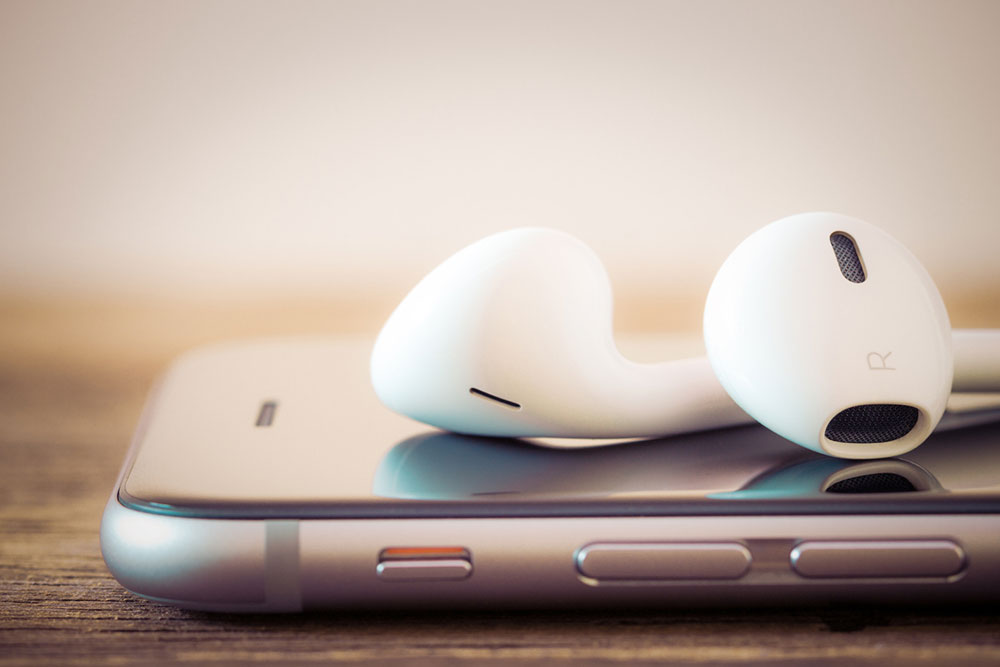 Best Options and Deals to Consider While Buying AirPods