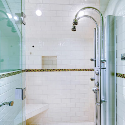 Guide to easy-access walk-in showers for seniors and people with disabilities