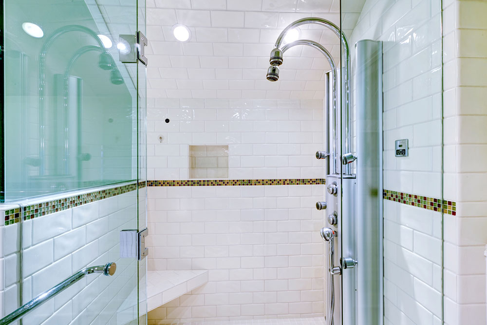 Guide to easy-access walk-in showers for seniors and people with disabilities