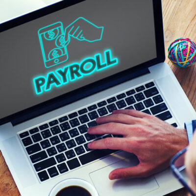 Key pros and cons of online payroll services