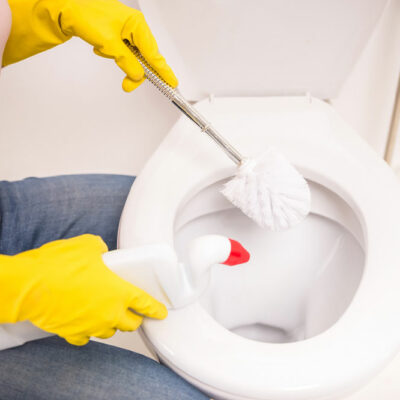 Top 7 toilet cleaning mistakes to avoid