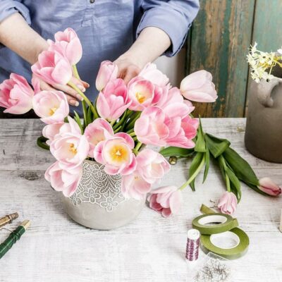 10 common mistakes to avoid while gifting flowers