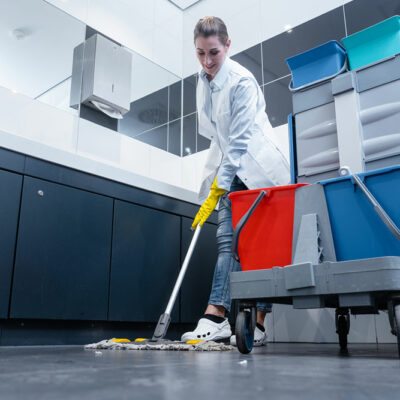 11 common toilet cleaning mistakes to avoid