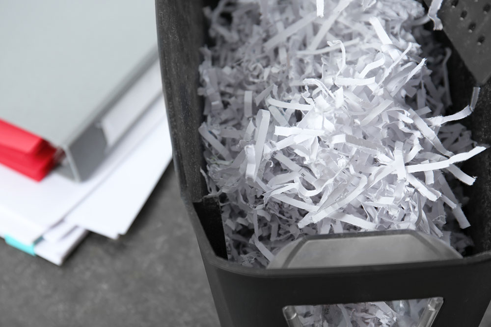 7 risks of not shredding important documents