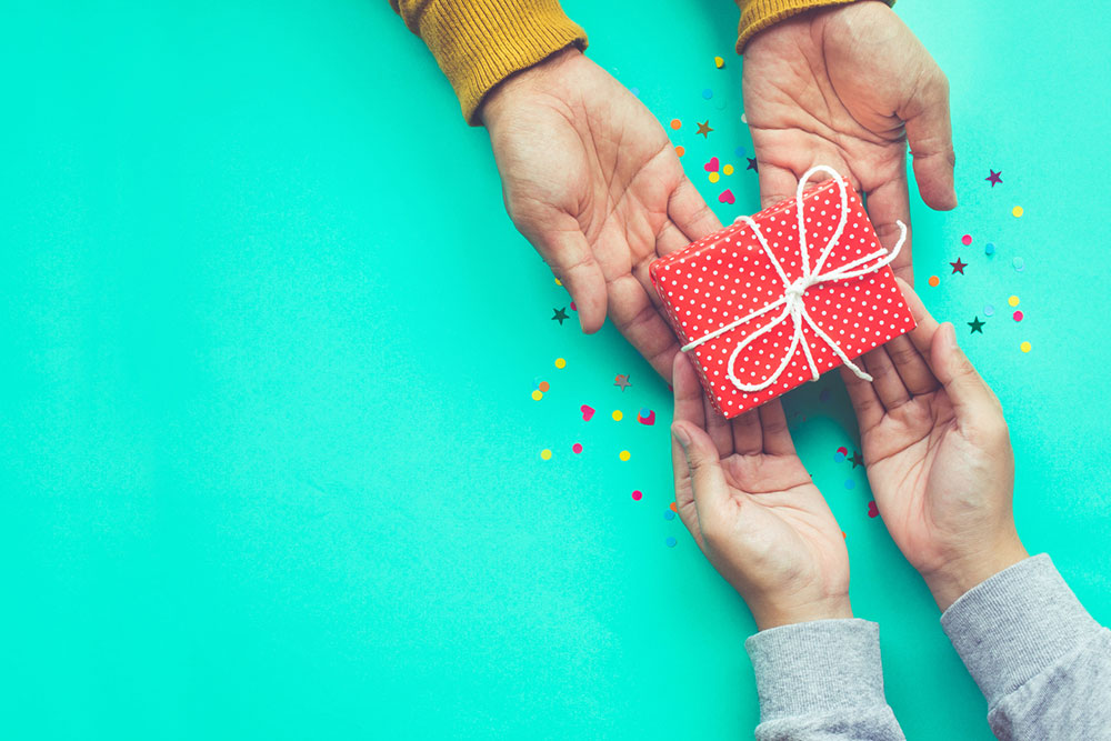 8 gifts to avoid giving to a loved one