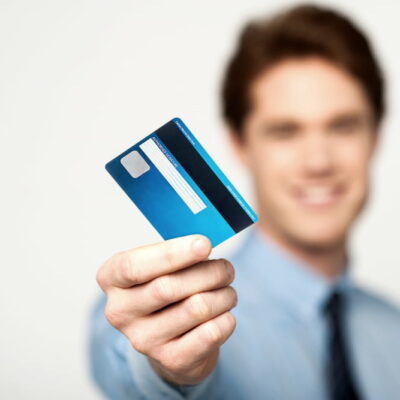 9 common mistakes to avoid with a debit card